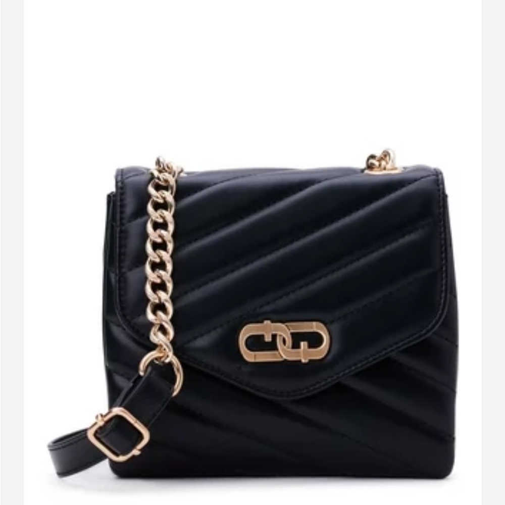 Time and Tru Women's Brit Black Quilted Flap Front Gold Chain Crossbody Bag NWT